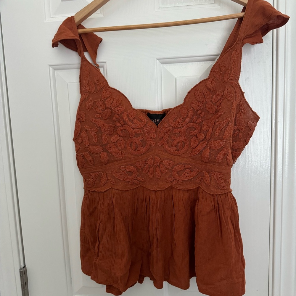 Shyanne tank